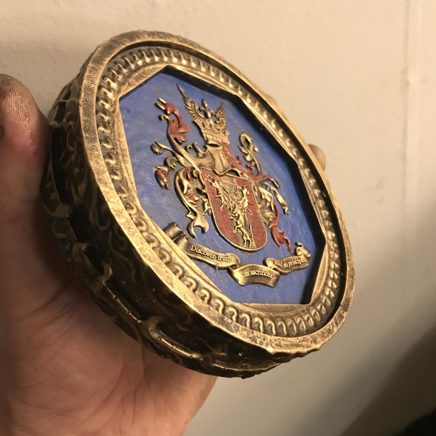 Resident Evil 4 - Salazar Family Insignia! Resident Evil Gift