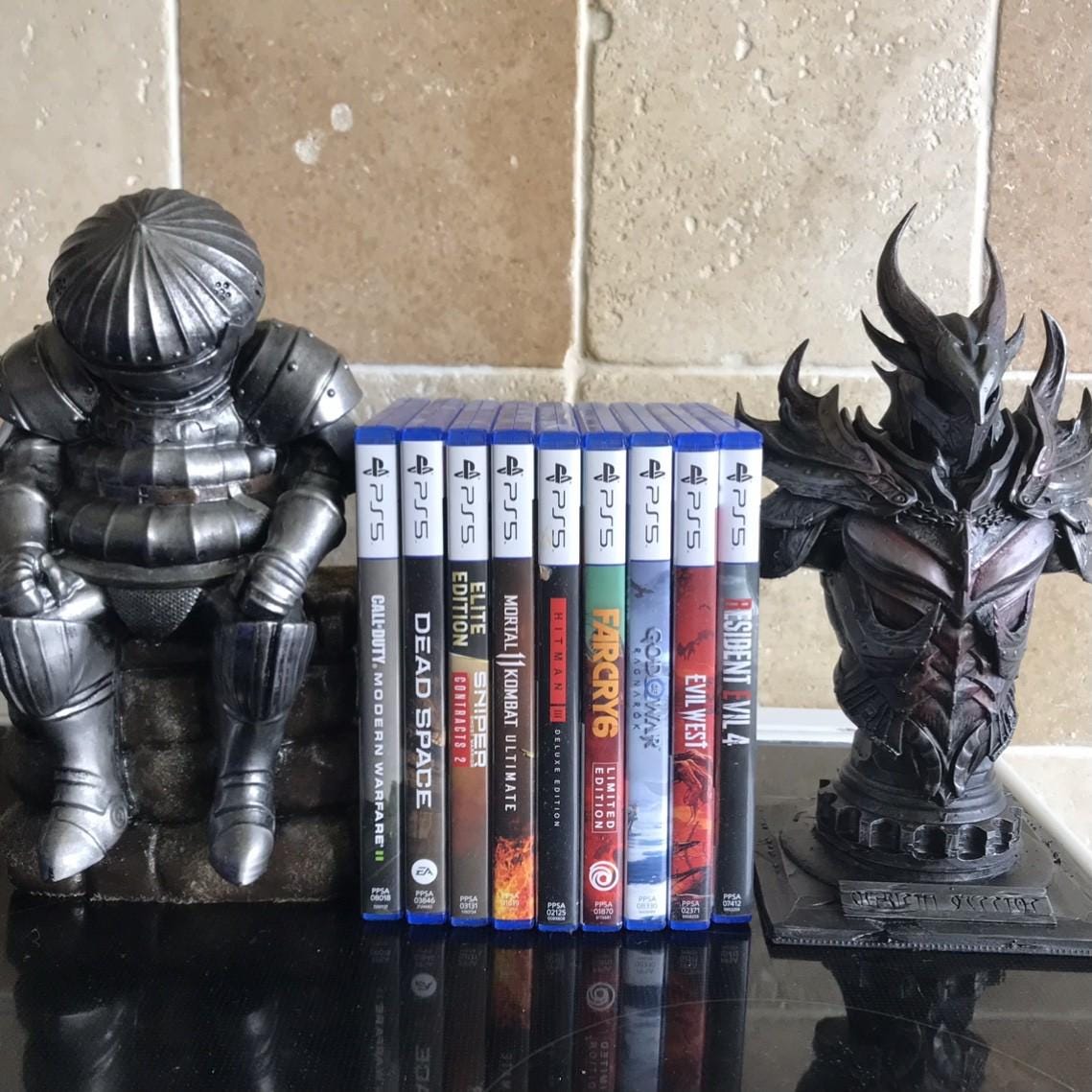 Skyrim Daedric Armor Bust - High Quality Resin!