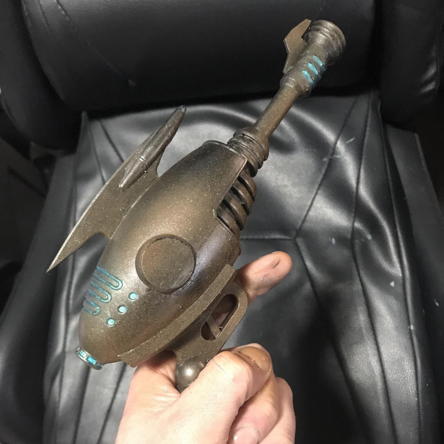 Fallout Alien Blaster Cosplay! Fallout Cosplay Prop!