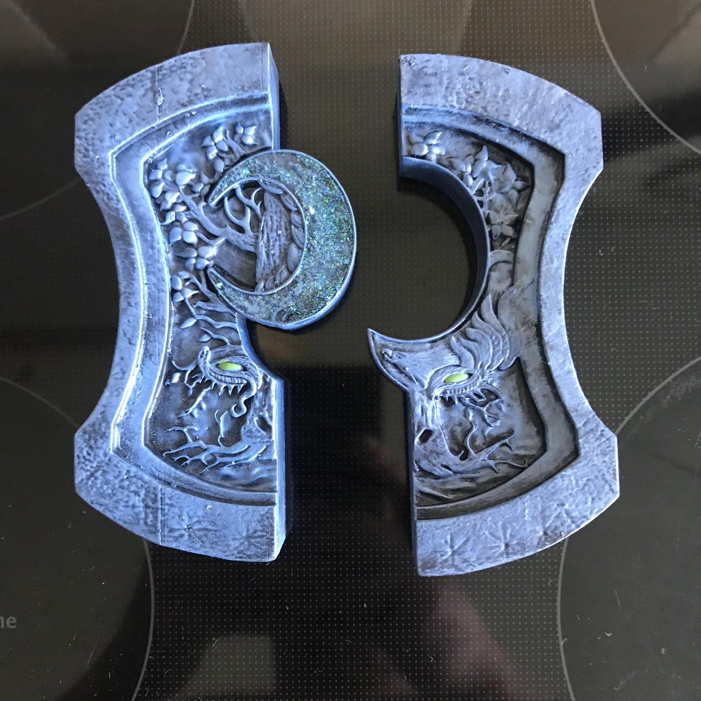 Resident Evil 4 - Blue Moonstone! Resident Evil Merch