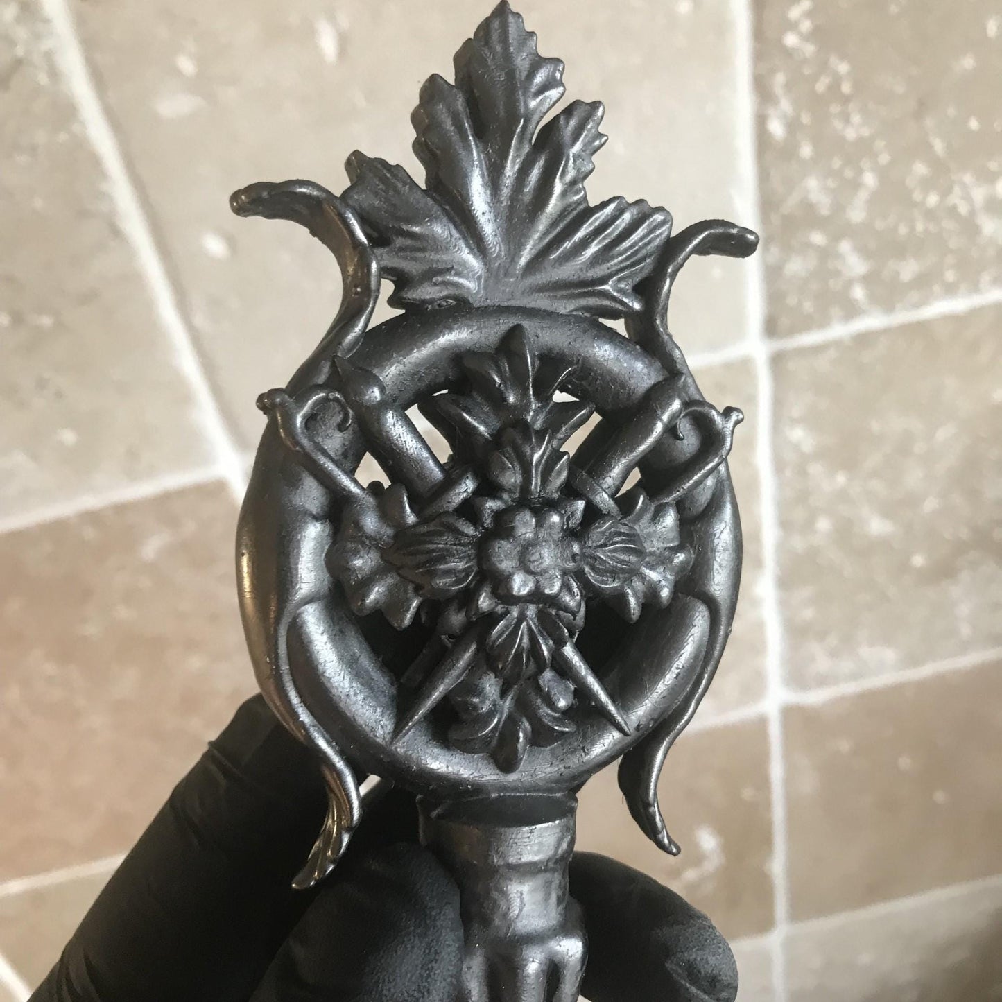 Resident Evil 8 Dimitrescu's Key - Resin Resident Evil Key! High Quality Collectible! Cosplay Gift! Resident Evil Village