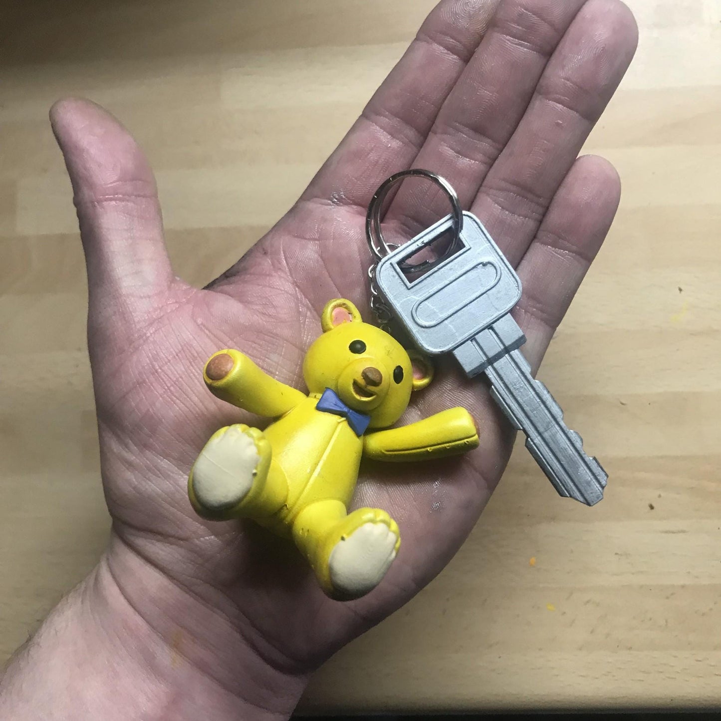 Resident Evil 4 - Water scooter Key / Jet ski Key! Ada Wong Gives Leon Kennedy!