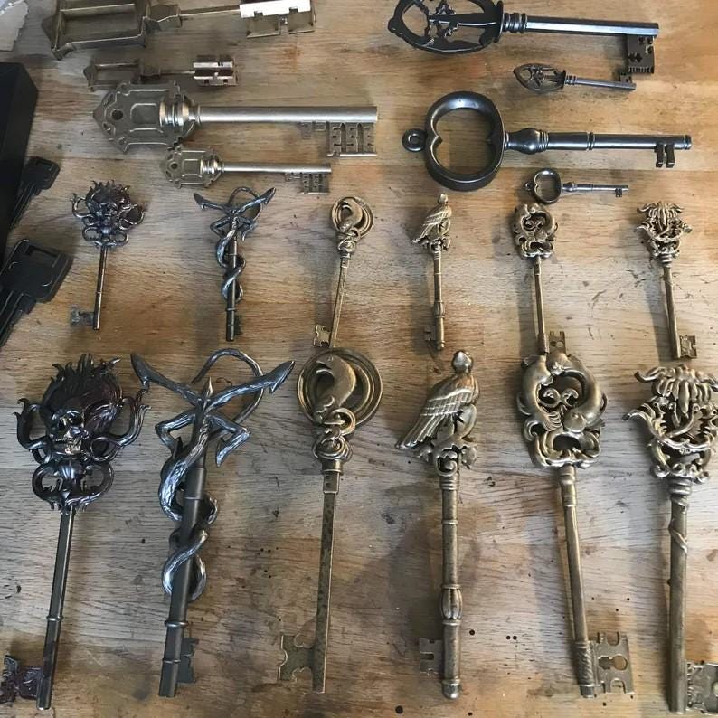 Resident Evil 4 Bunch Of Keys! Resident Evil Remake keys!