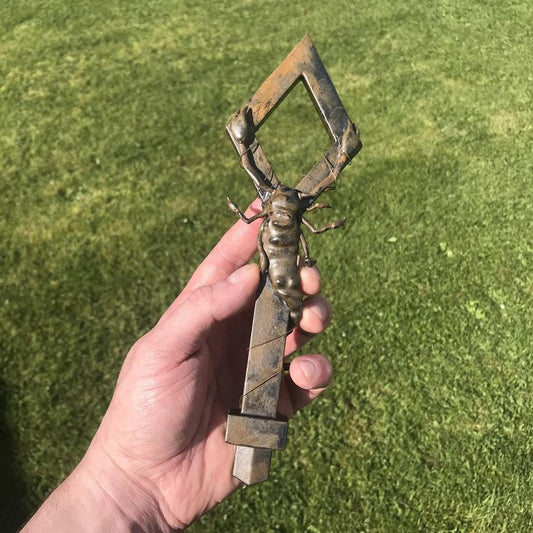 Resident Evil Key - Resident Evil 7 Scorpion Key! Resin Resident Evil Key! High Quality Collectible! Cosplay Gift!