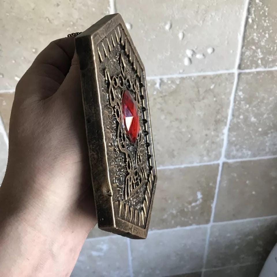 Bride of Chucky Heart of Damballa Amulet! Child's Play Replica! Large Human Size! Chucky Cosplay Prop