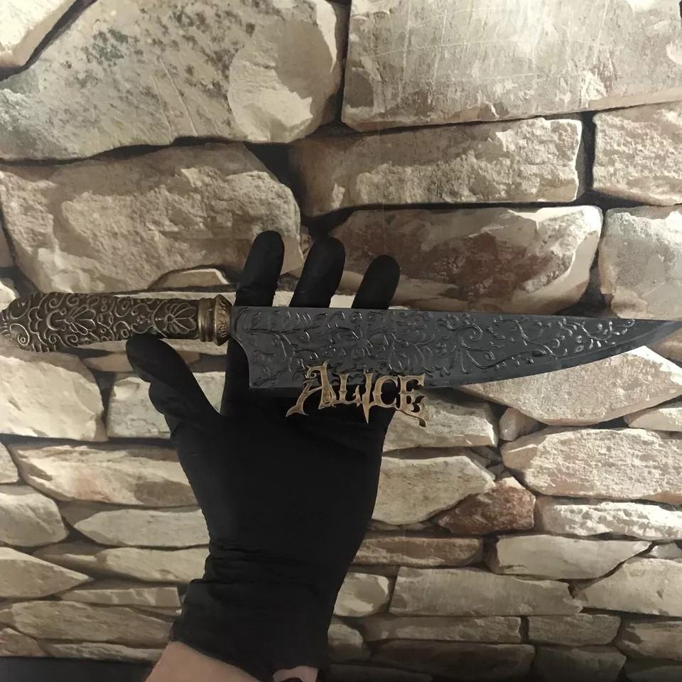 VORPAL BLADE Alice Madness Returns Vorpal Blade With Stand - - Quality Resin! High Quality Prop! Alice Cosplay!