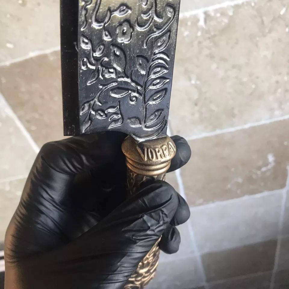 VORPAL BLADE Alice Madness Returns Vorpal Blade With Stand - - Quality Resin! High Quality Prop! Alice Cosplay!