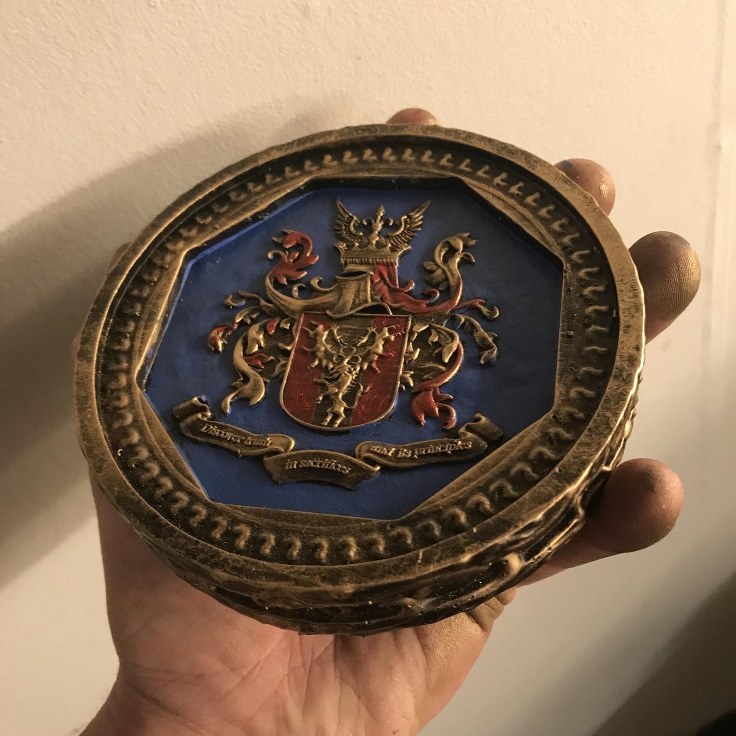 Resident Evil 4 - Salazar Family Insignia! Resident Evil Gift