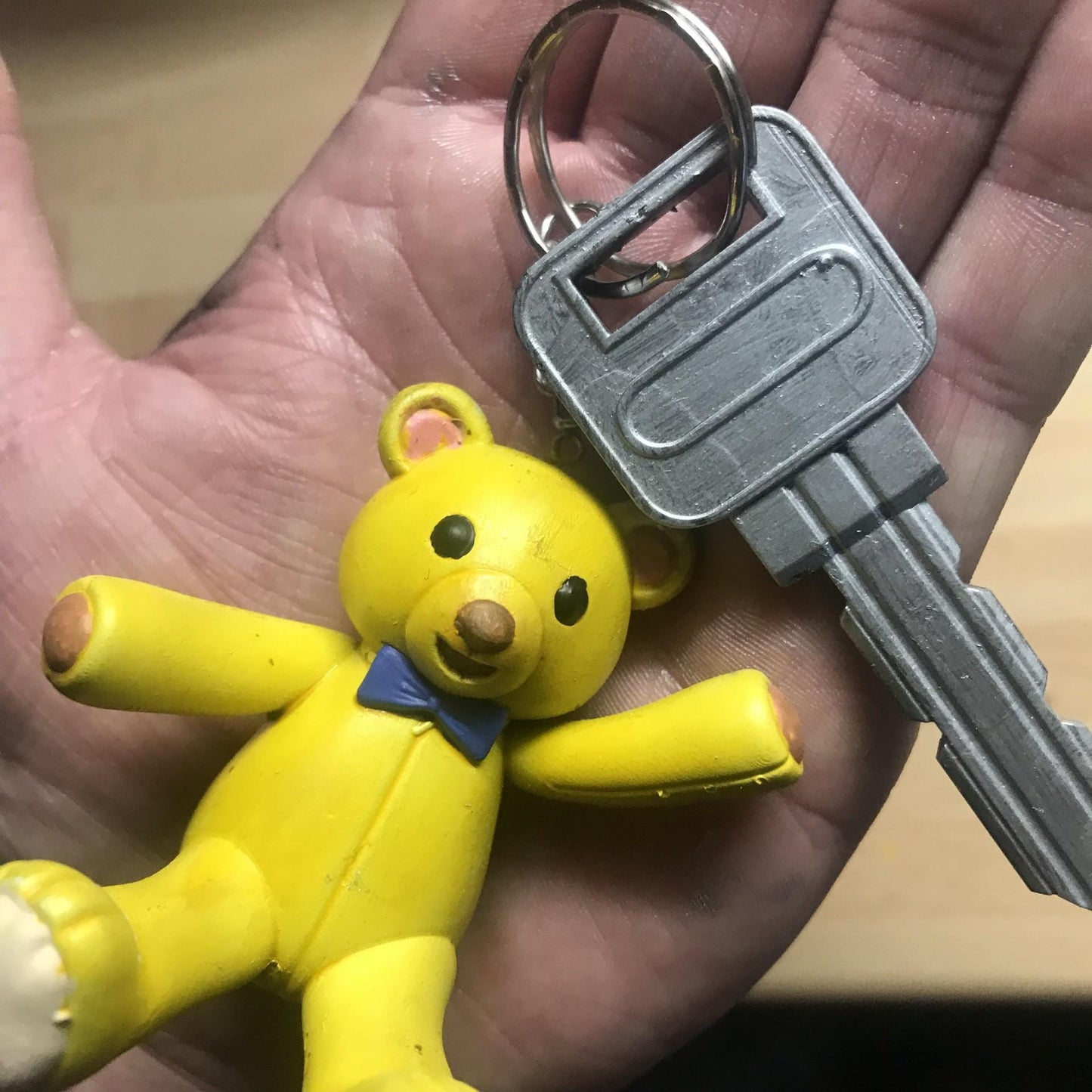 Resident Evil 4 - Water scooter Key / Jet ski Key! Ada Wong Gives Leon Kennedy!