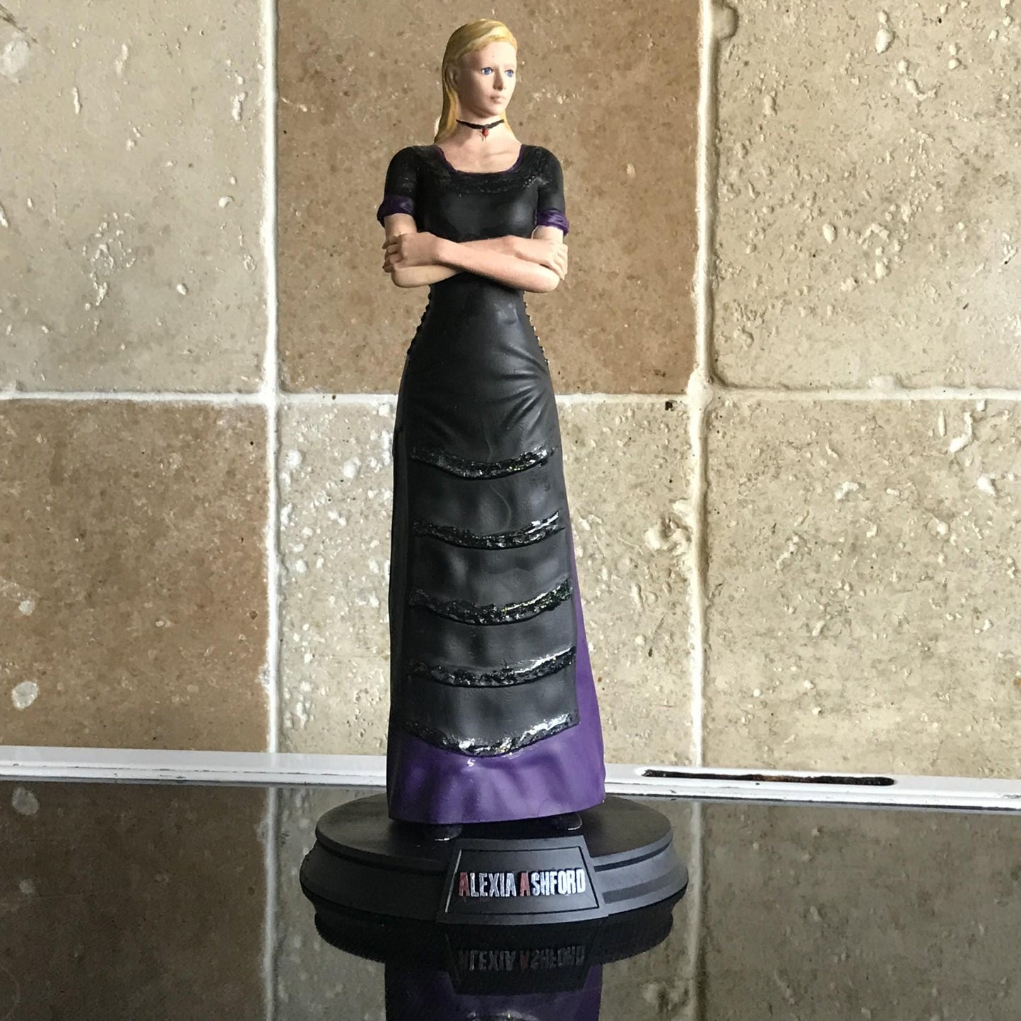 Resident Evil Alexia Ashford and Alfred Ashford Statue figurine! 30CM High, Resin! RARE Code Veronica MODEL'S!