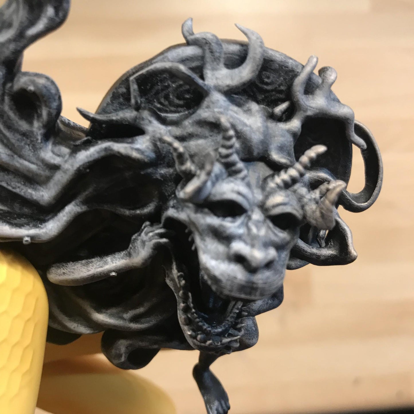 Elden Ring Talisman - Enraged Divine Beast