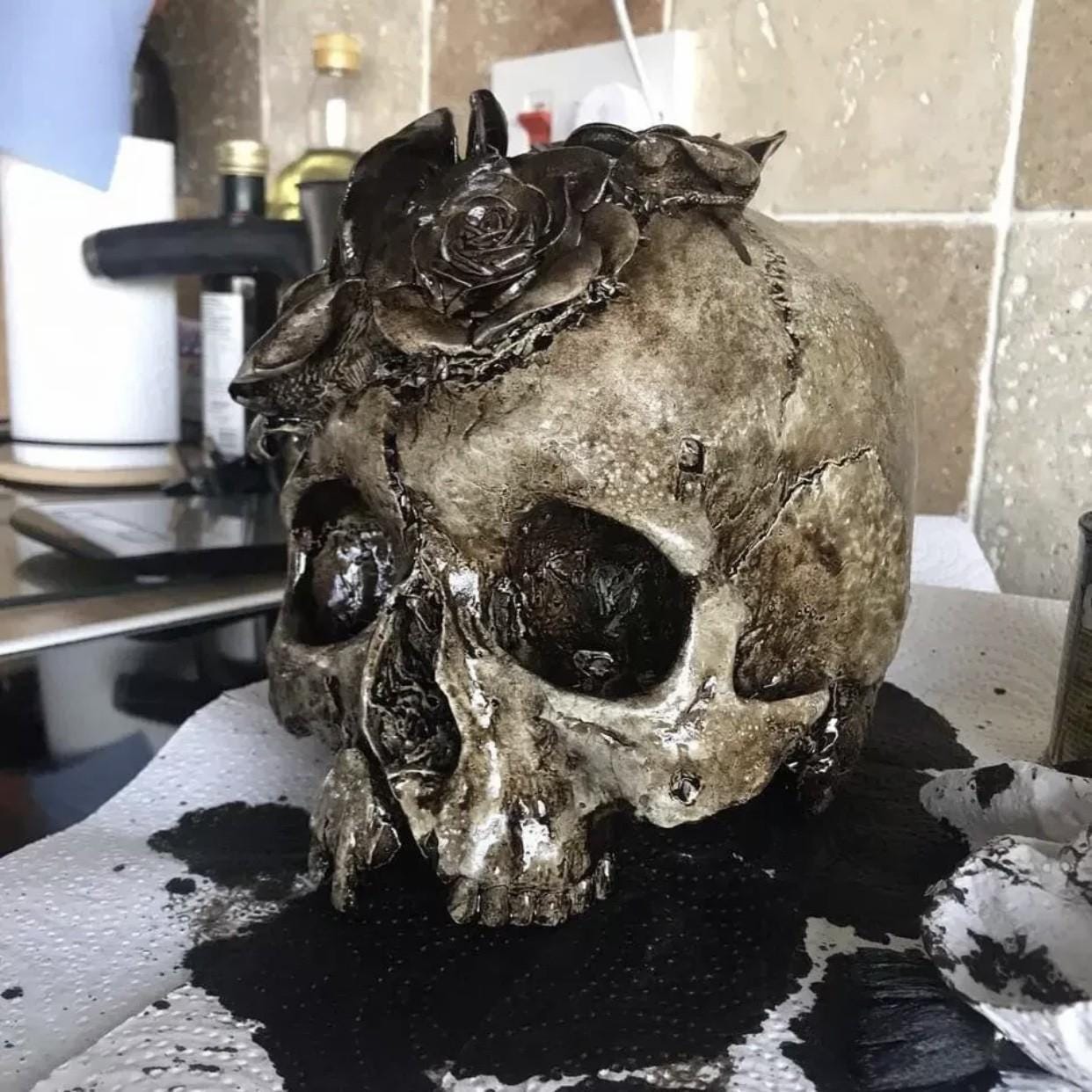 Gothic Style Human Skull Replica  Realistic Resin Skull with Roses  Gothic Home Decor Skull Sculpture Dark Aesthetic Macabre Art