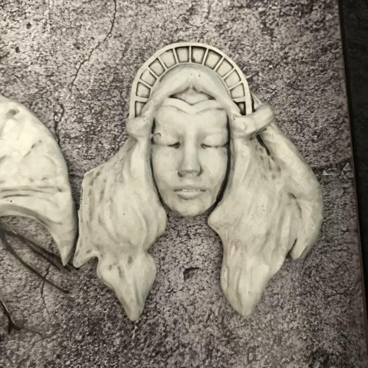 Resident Evil Village - Statue Head Keys That Open Lady Dimitrescu Castle!