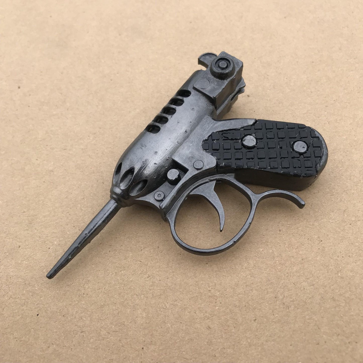 Men in Black Cosplay - Noisy Cricket Gun! MIB! Will Smiths Small Gun From Men in Black! Fan art! 1:1 Scale