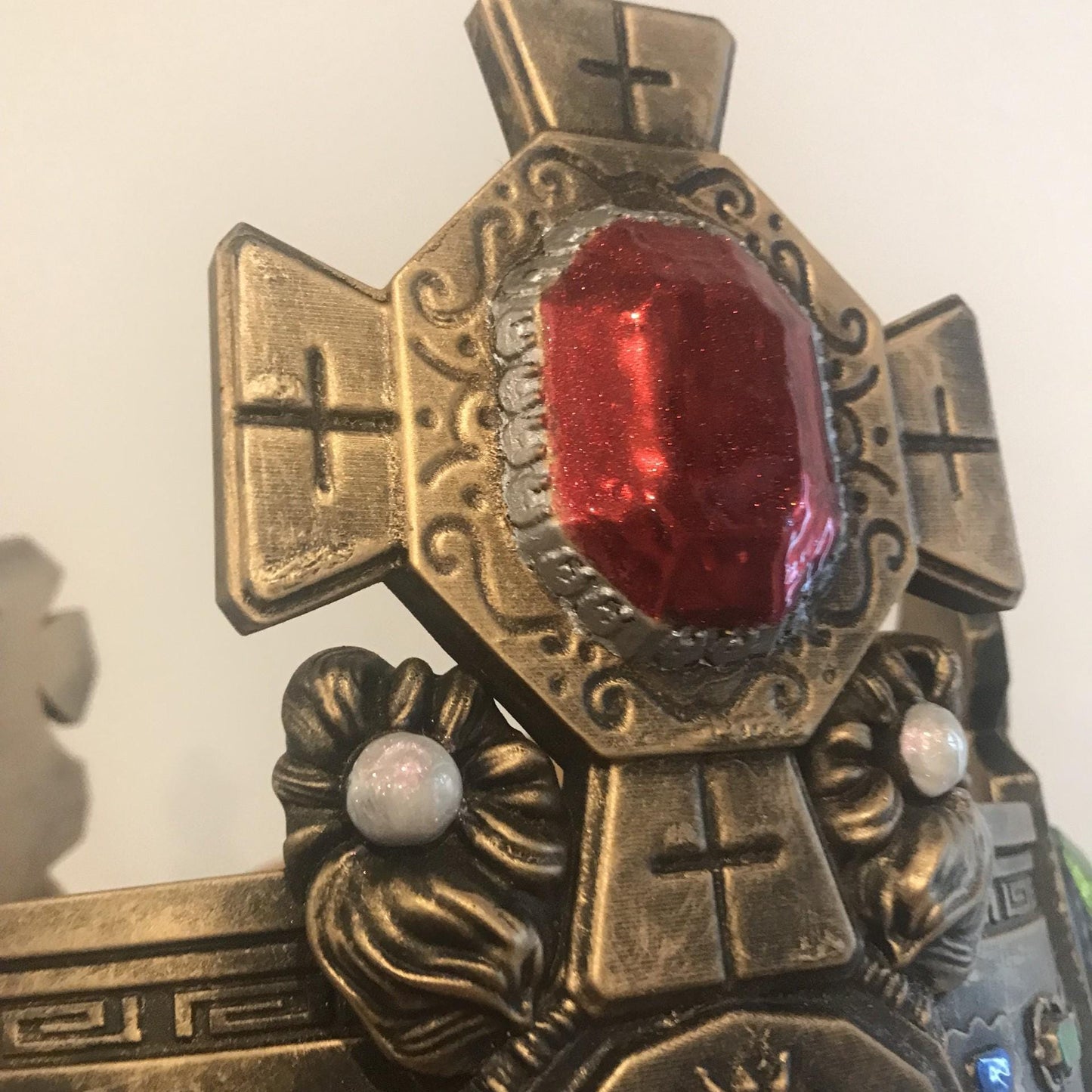 Resident Evil 4 - Salazar Family CROWN! Resident Evil Gift! Special Rare Item