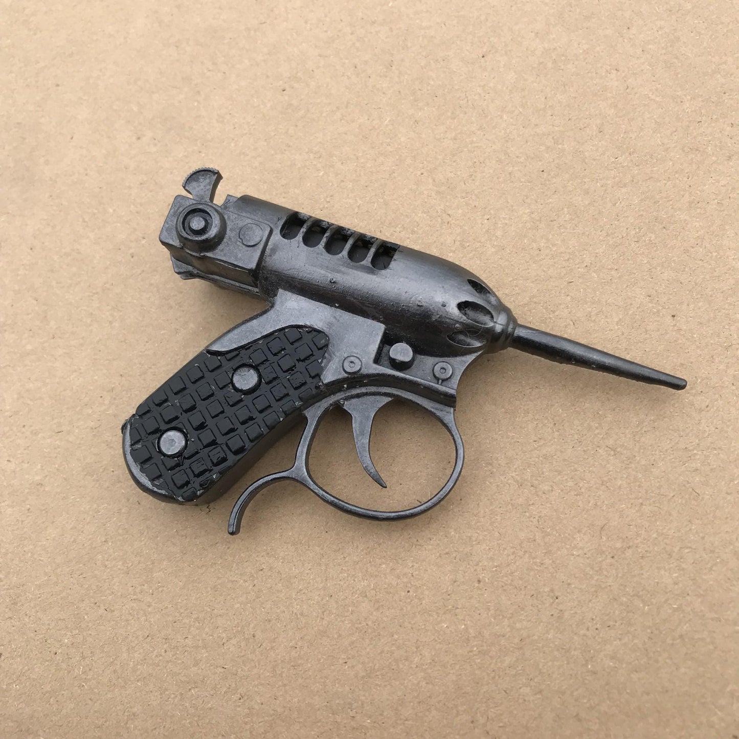 Men in Black Cosplay - Noisy Cricket Gun! MIB! Will Smiths Small Gun From Men in Black! Fan art! 1:1 Scale